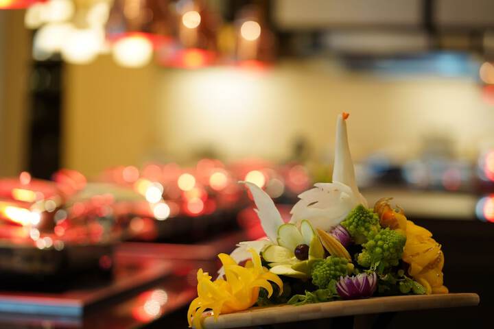Dining 70 of 101