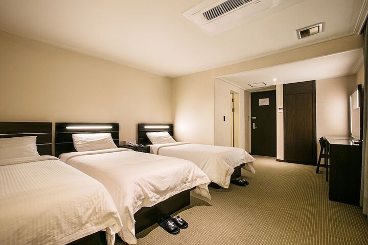 Room 29 of 78