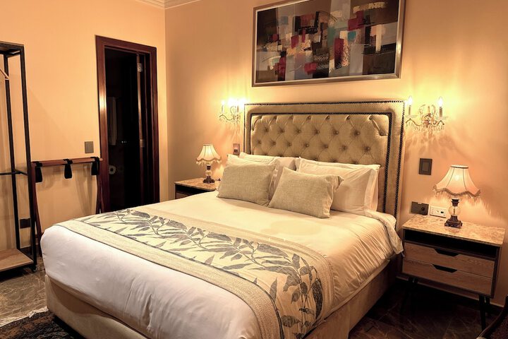 Room 8 of 49
