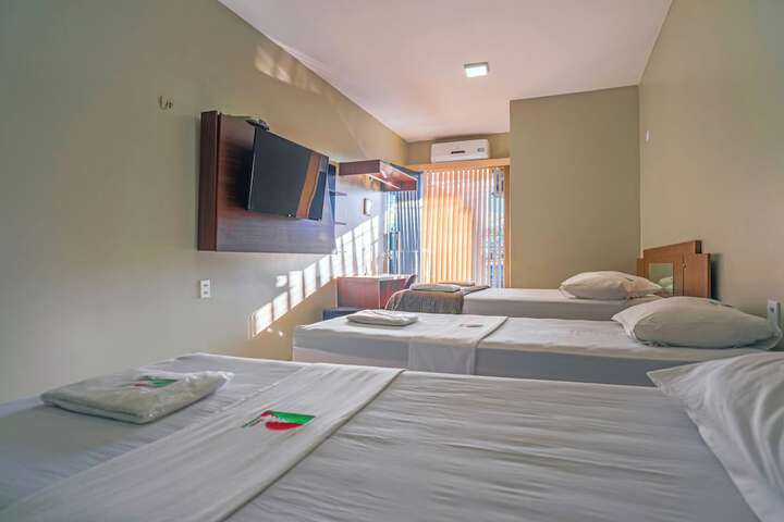Room 11 of 29