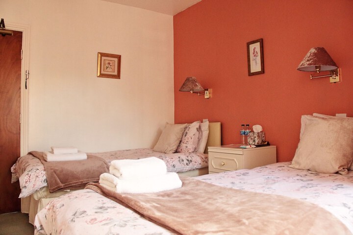 Room 9 of 44