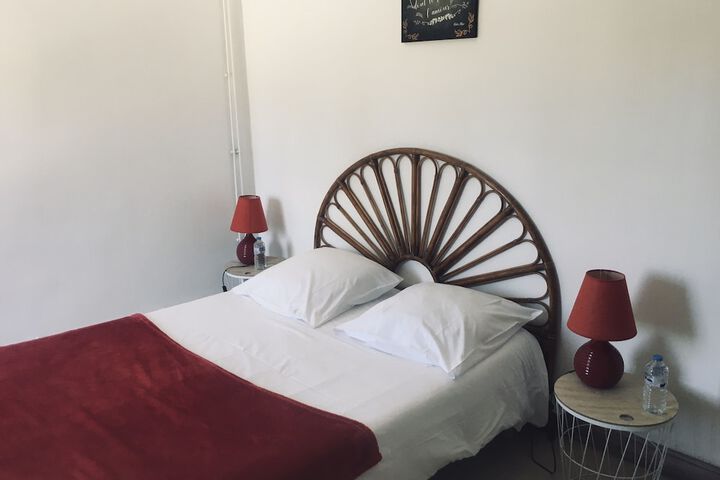 Room 6 of 27
