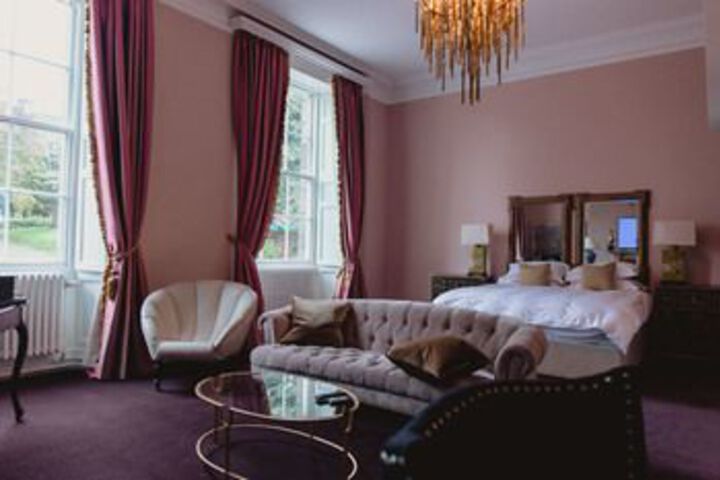 Room 10 of 24