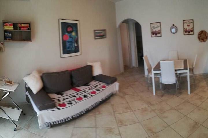 Room 12 of 17