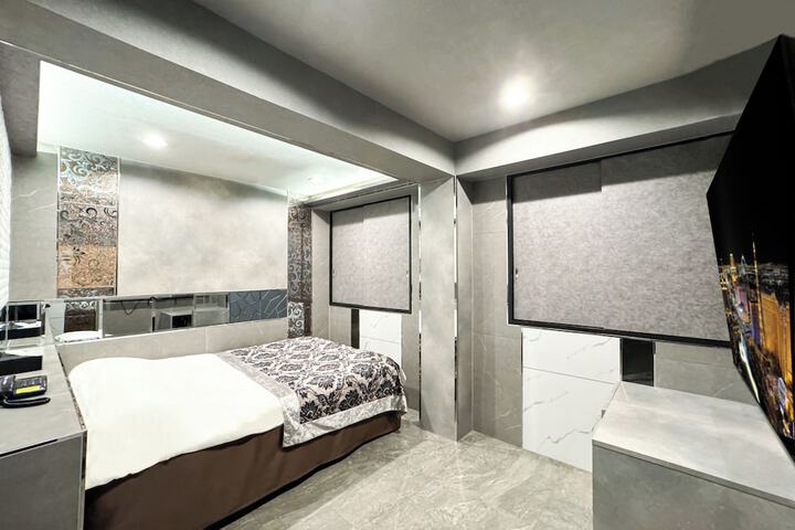 Room 20 of 34