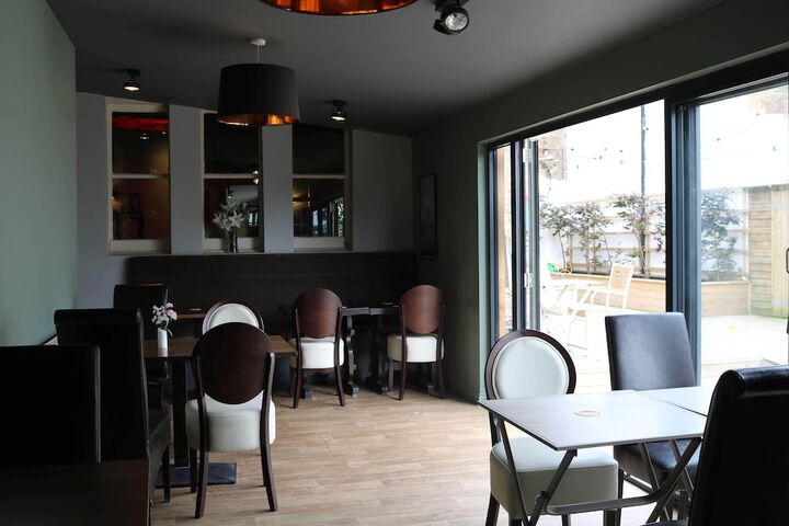 Dining Photos
