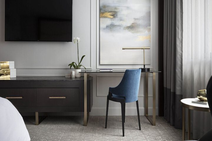 Room 21 of 61