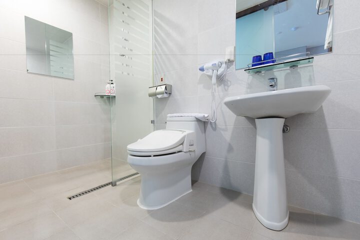 Clean Restrooms