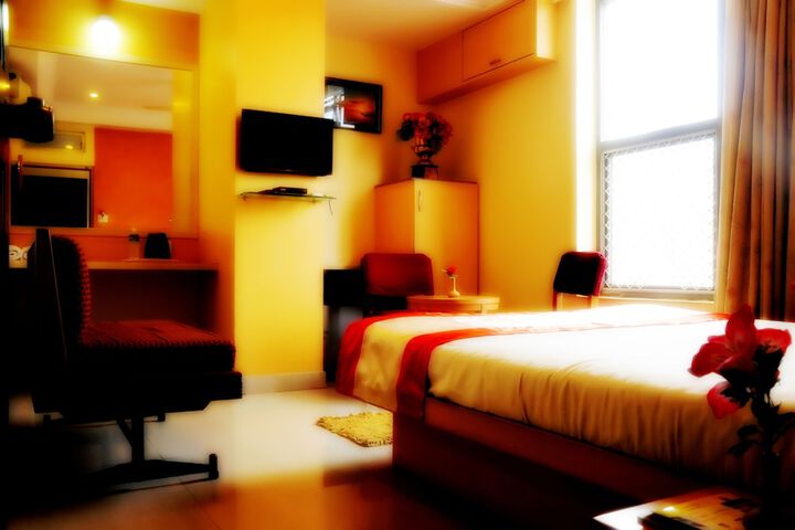Room 23 of 36