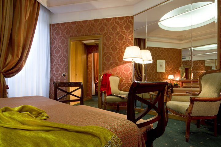 Room 43 of 88
