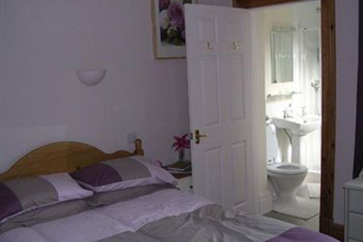 Room 7 of 14