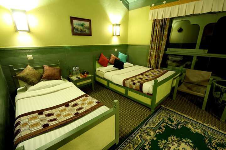 Room 9 of 24