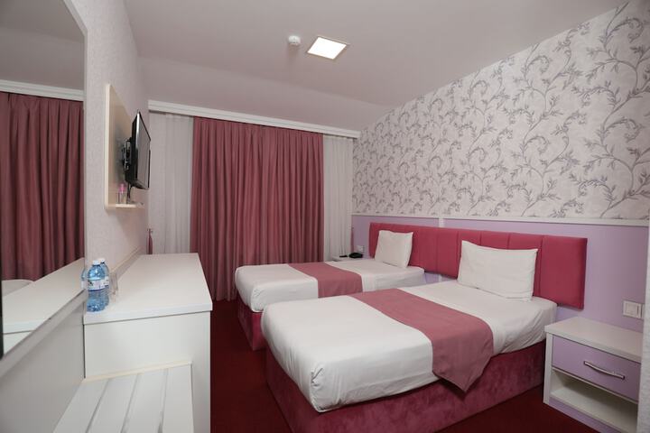 Room 16 of 51