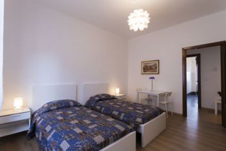 Room 13 of 24