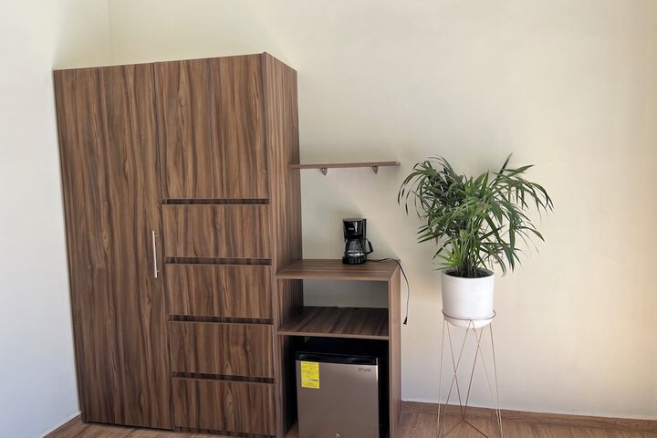 Room 4 of 50