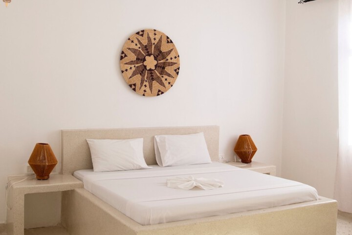 Room 6 of 85