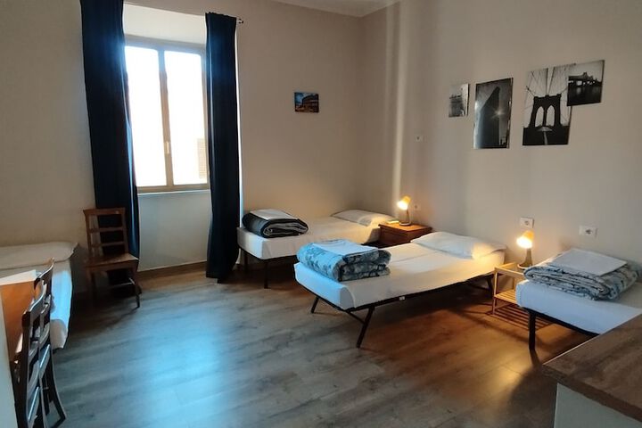 Room 16 of 53