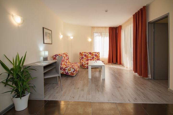 Room 19 of 40