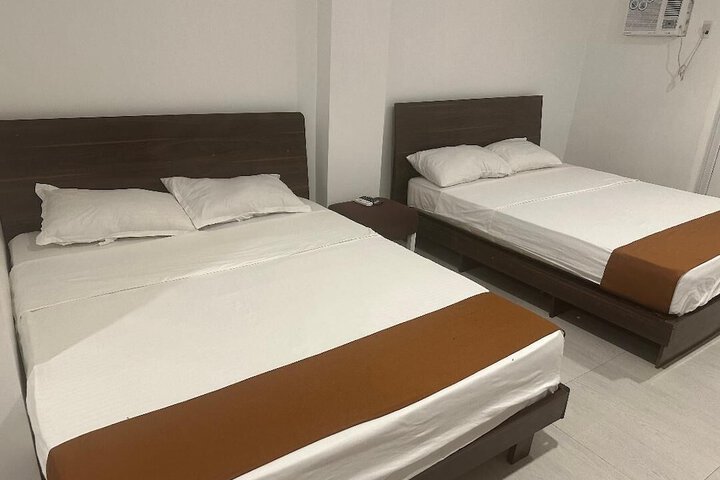 Room 12 of 23