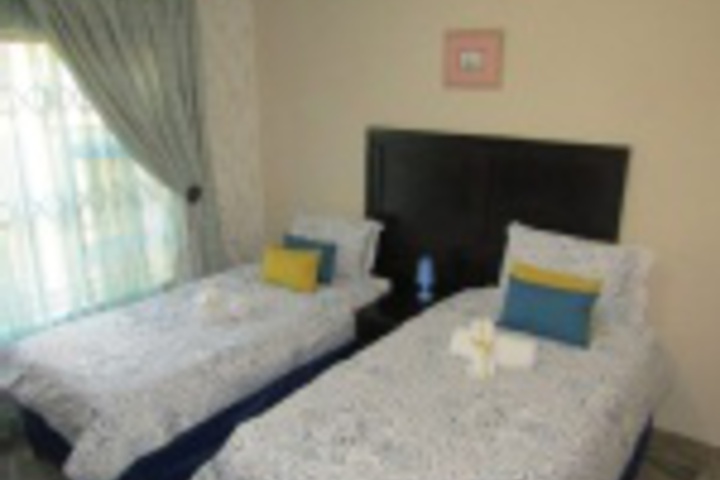 Room 65 of 192