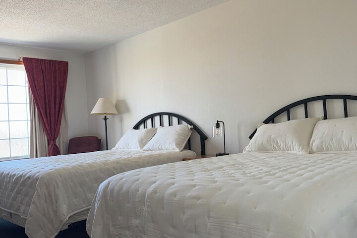 Room 9 of 42