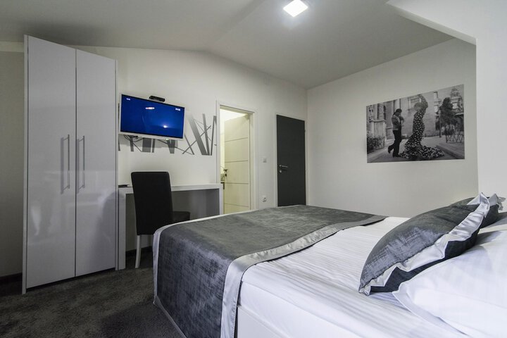 Room 20 of 60