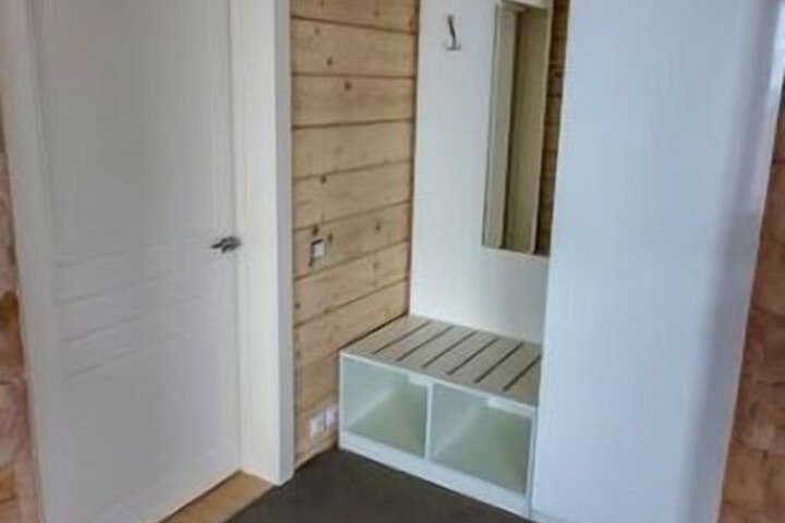 Room 6 of 34