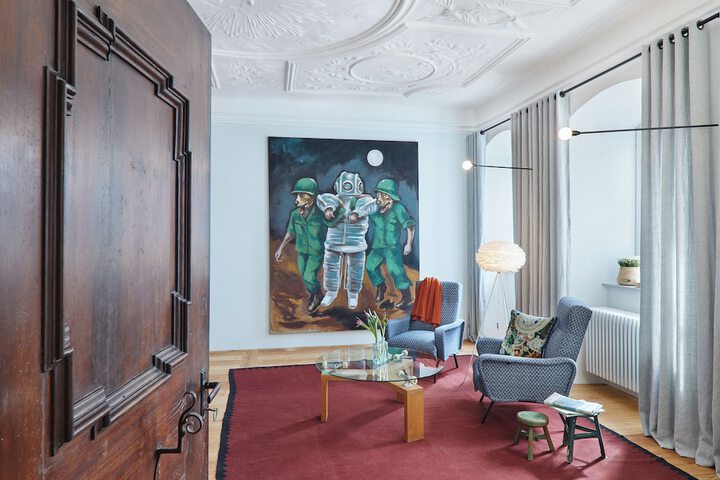 Room 7 of 169