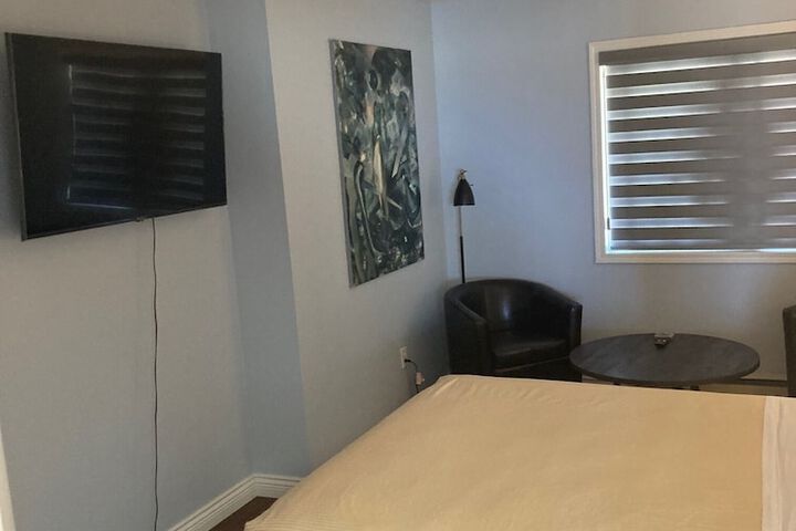 Room 18 of 73