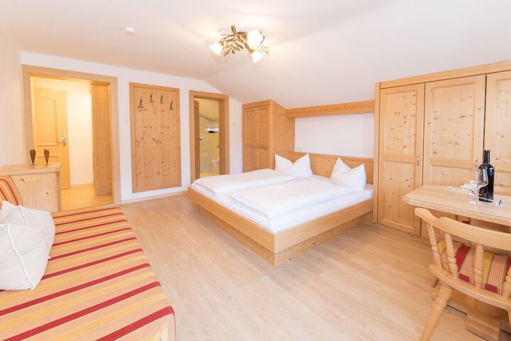 Room 15 of 57
