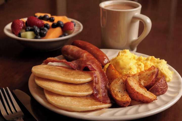 Breakfast area