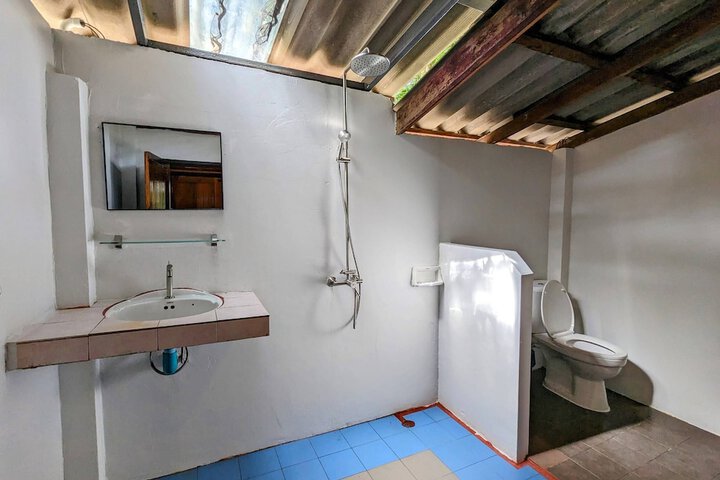 Room 46 of 73
