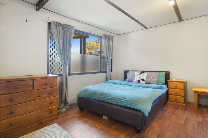 Room 8 of 21