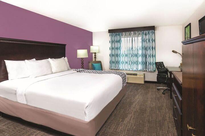 1 King Bed Accessible (1 of 13)