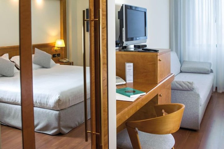 Room 21 of 73