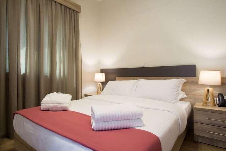 Room 3 of 111