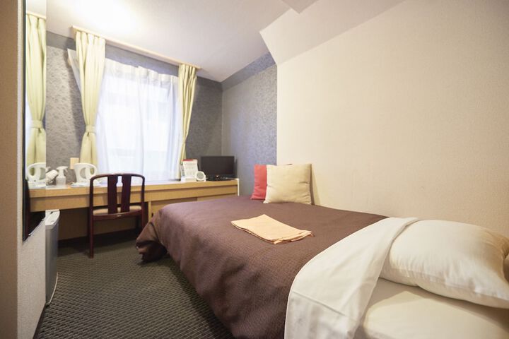 Room 7 of 31