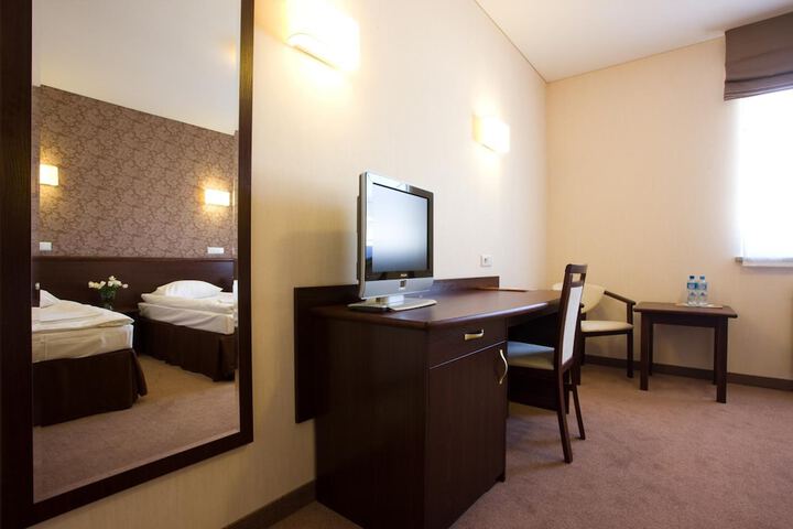 Room 19 of 55