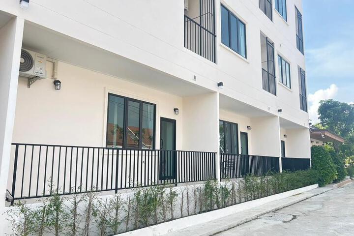 a T RESIDENCH AYUTHAYA