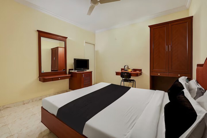 Room 4 of 29