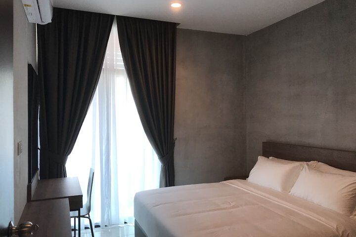 Room 37 of 58