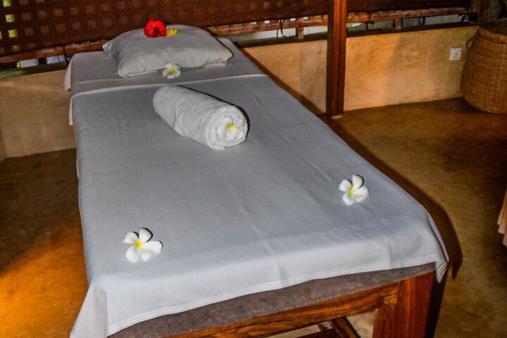 Spa 6 of 12