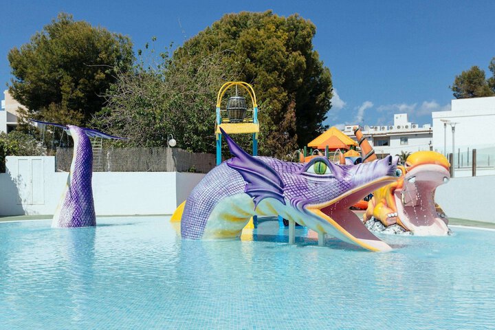 Pool Hotel