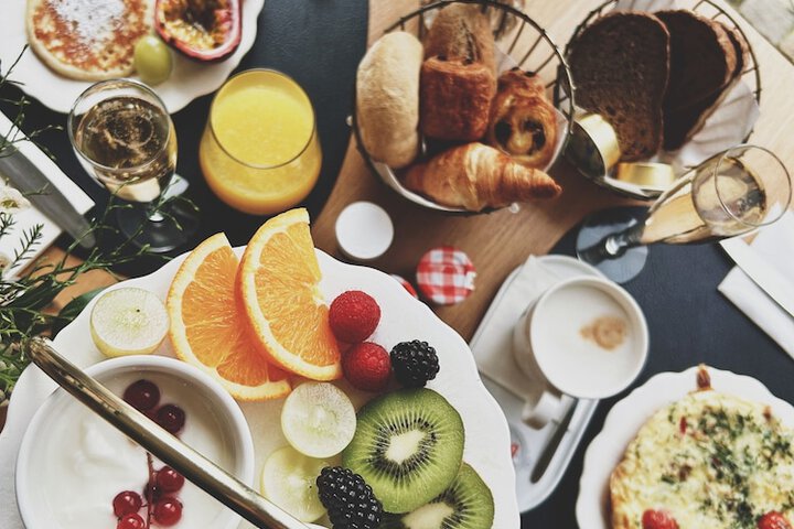 Breakfast/Coffee Service 22 of 27