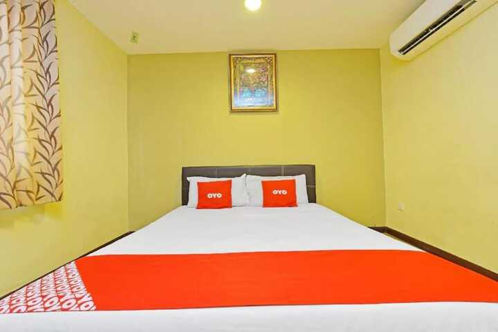 Room 15 of 15