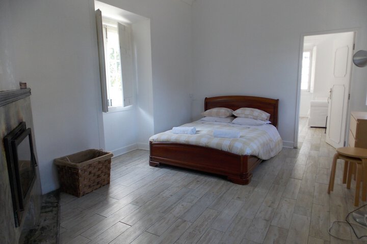Room 8 of 36