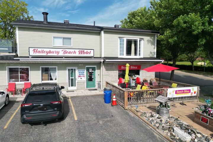 Haileybury Beach Motel in Temiskaming Shores, ON