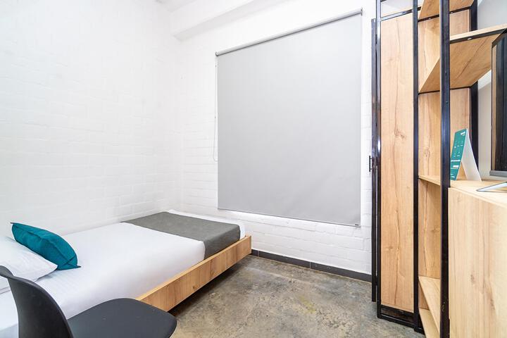 Room 2 of 12