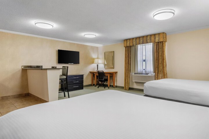 Room 62 of 128