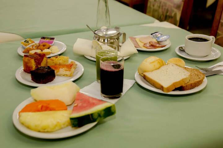 Breakfast/Coffee Service 55 of 67